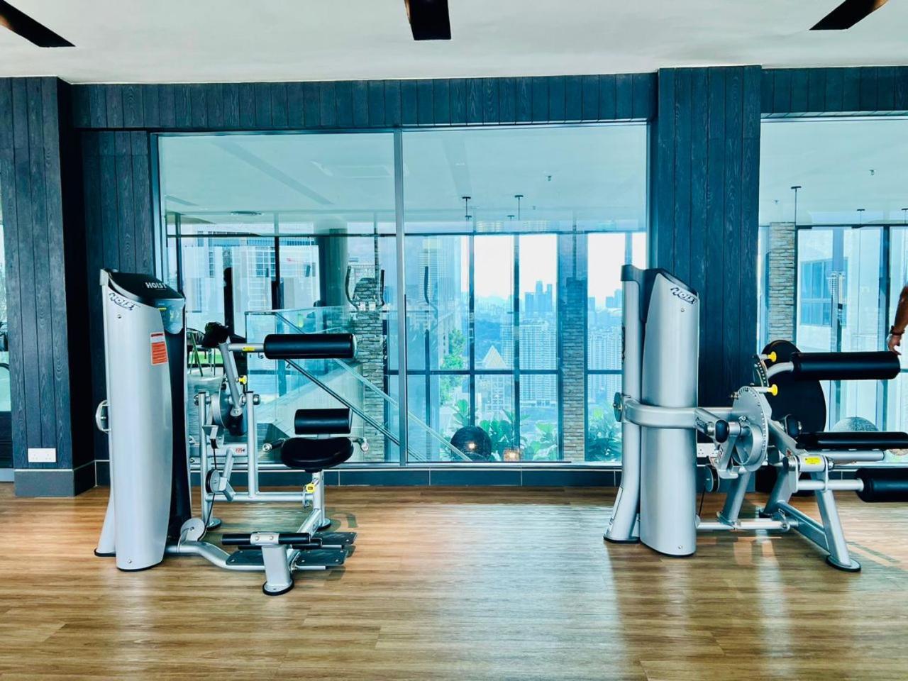 The Luxe Suites Infinitum Klcc Kuala Lumpur Exteriör bild