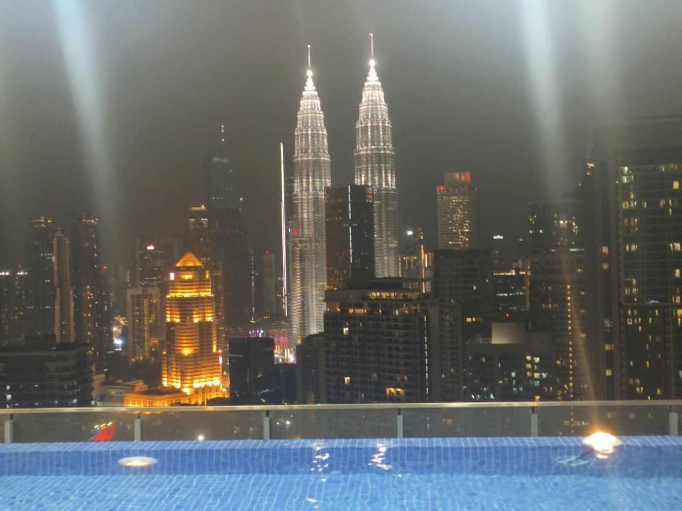 The Luxe Suites Infinitum Klcc Kuala Lumpur Exteriör bild