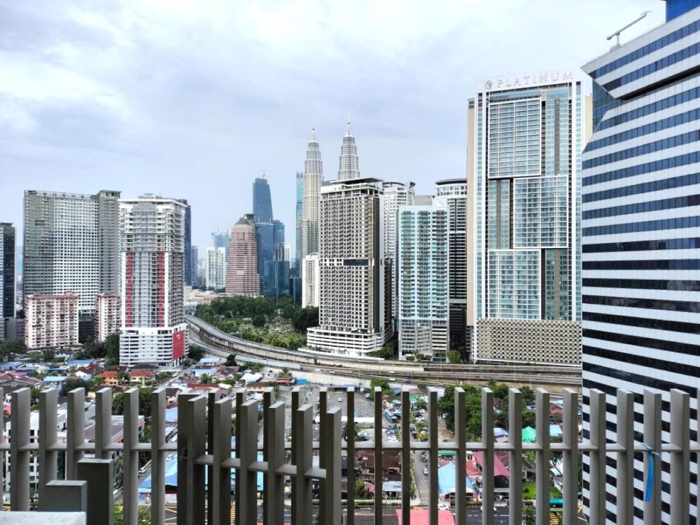 The Luxe Suites Infinitum Klcc Kuala Lumpur Exteriör bild